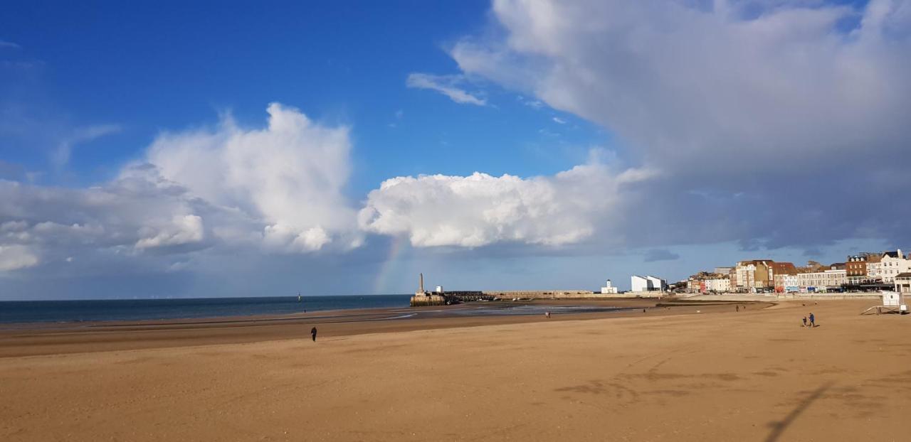 Trinity Square, Margate Apartman Kültér fotó