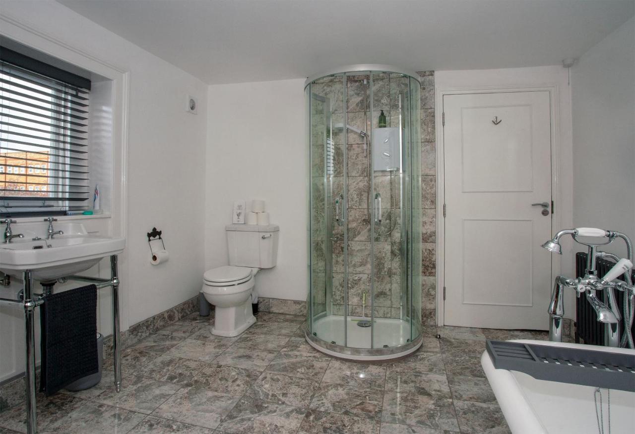 Trinity Square, Margate Apartman Kültér fotó